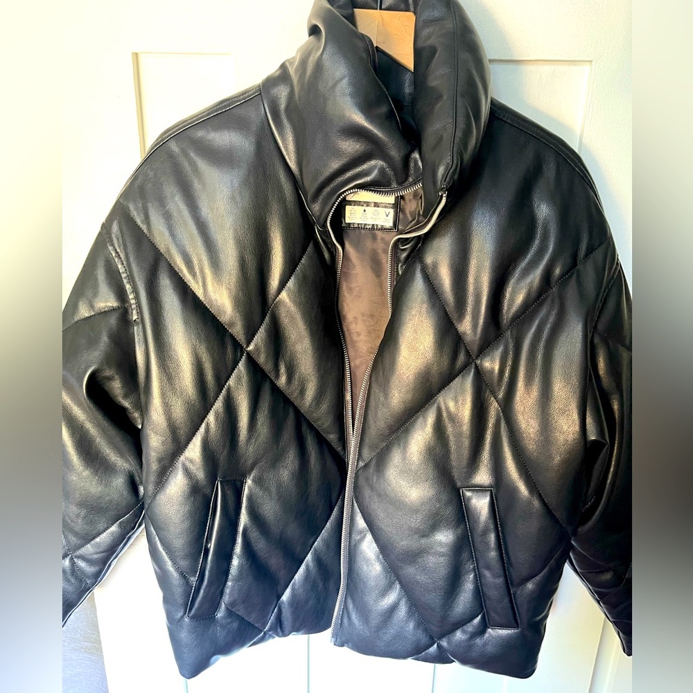 Abercrombie leather puffer bomber